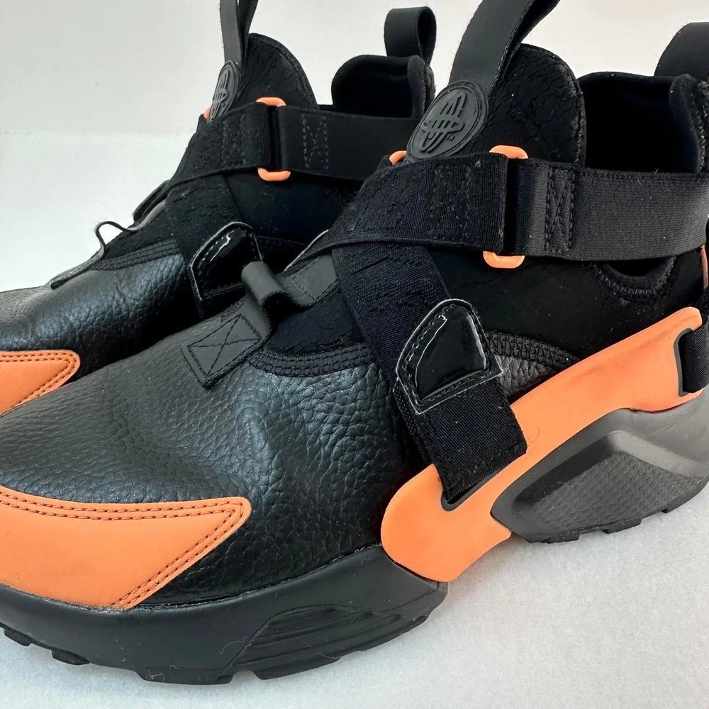 Nike Air Huarache City Low Black Total Orange AQ0085-002 Womens 8.5 Sneaker